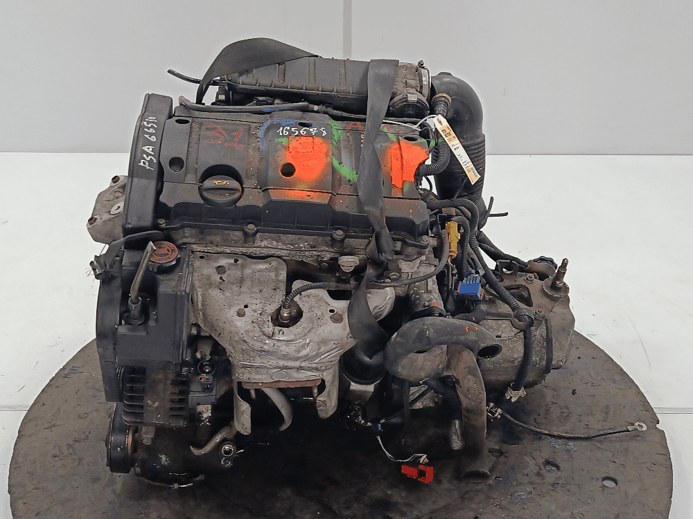 Двигатель к Peugeot 307 (01-05)