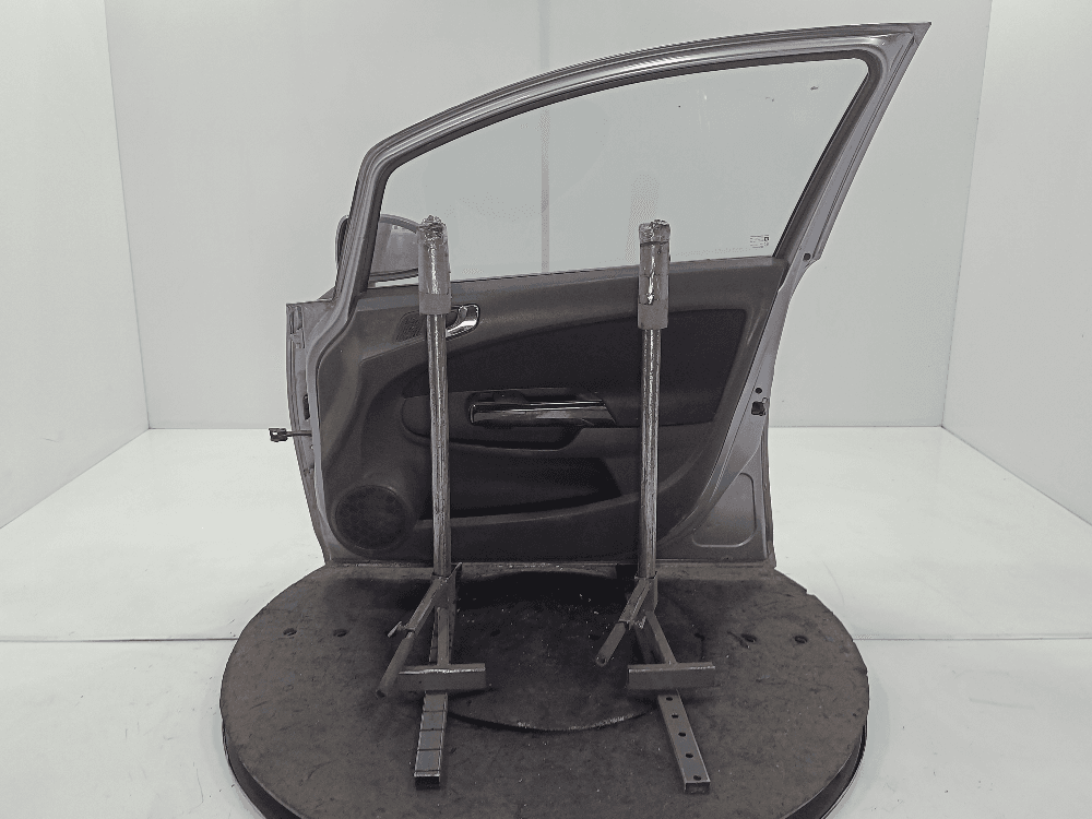 Дверь передняя правая к Opel Corsa D (06-11)