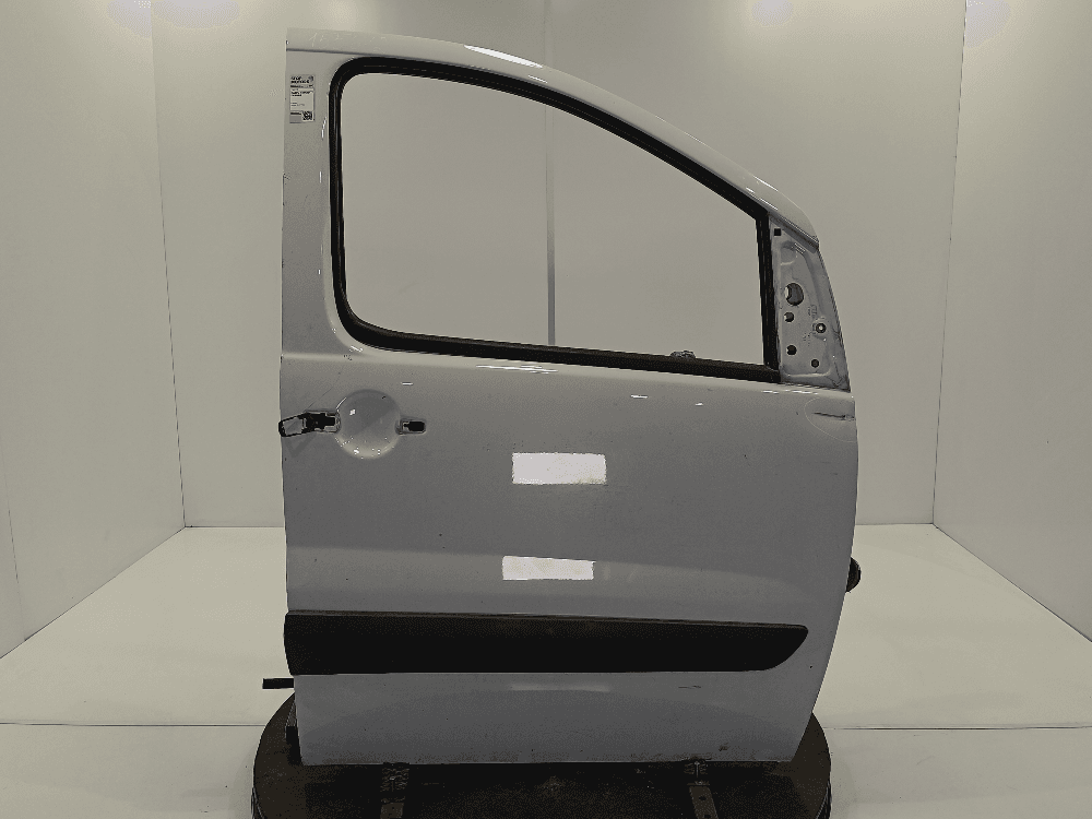 Дверь передняя правая к Citroen Jumpy 2 (07-12)