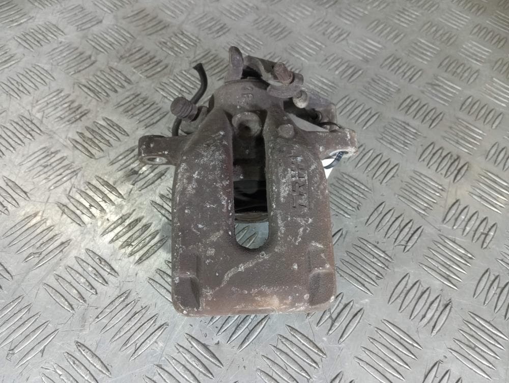 Суппорт задний левый к Citroen C4 1 (04-08)