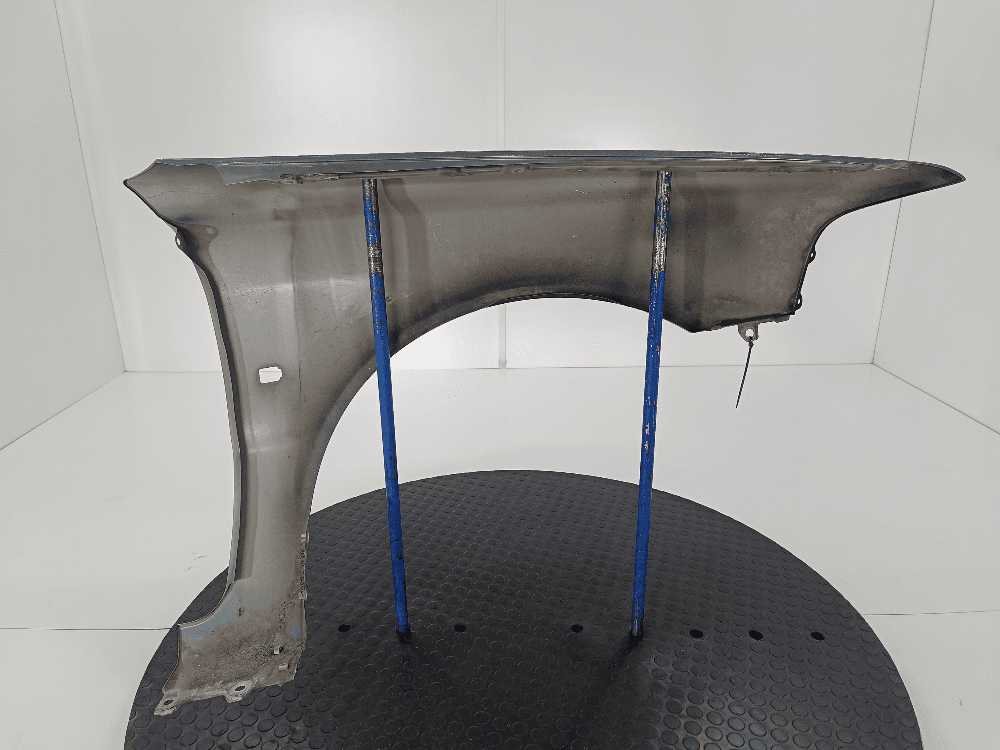 Крыло переднее правое к Volvo S40 1 Рестайлинг (00-04)
