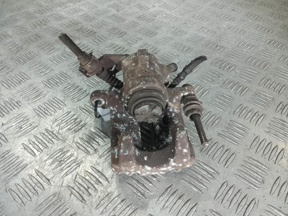 Суппорт задний левый к Volkswagen Golf 4 (97-06)