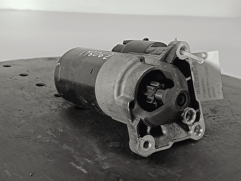 Стартер к Renault Laguna 2 (01-05)