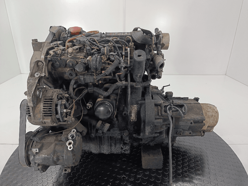 Двигатель к Renault Clio 2 (97-01)