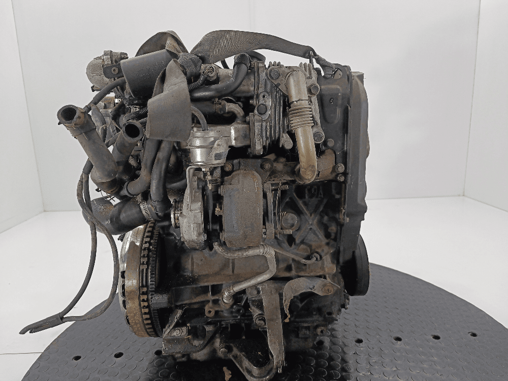 Двигатель к Renault Scenic 2 (03-06)