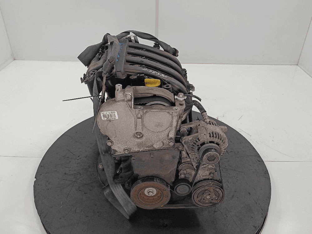 Двигатель к Renault Scenic 2 (03-06)