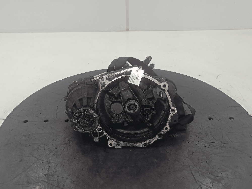 КПП механическая (МКПП) к Volkswagen Golf 5 (03-09)