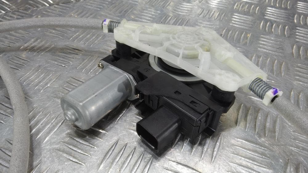 Стеклоподъемник передний правый к Jeep Grand Cherokee WL (21-24)