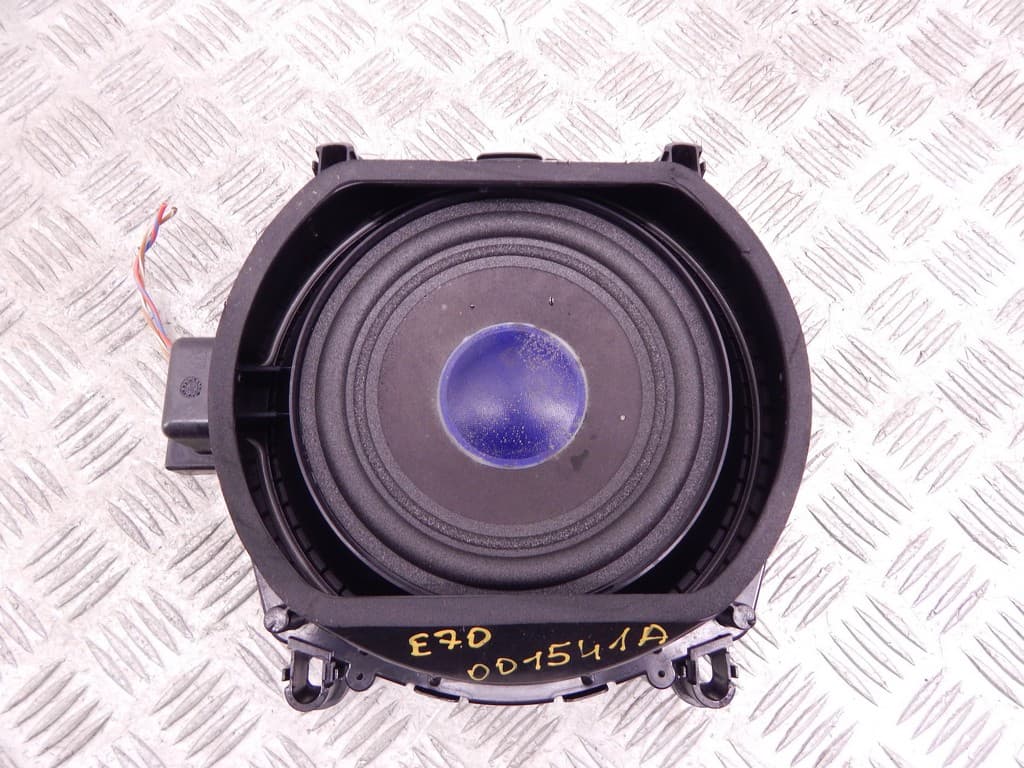 Сабвуфер к BMW X5 E70 (06-10)