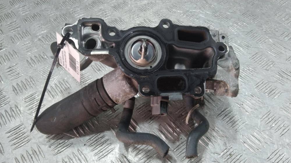 Корпус термостата к Nissan  Serena C25 (05-12)