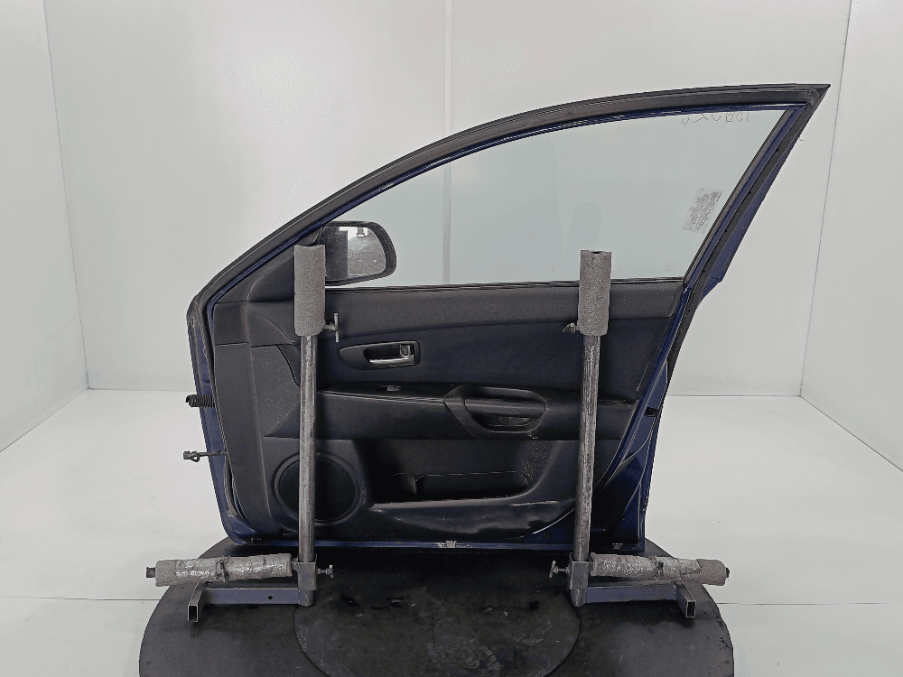 Дверь передняя правая к Mazda 3 BK Рестайлинг (06-09)