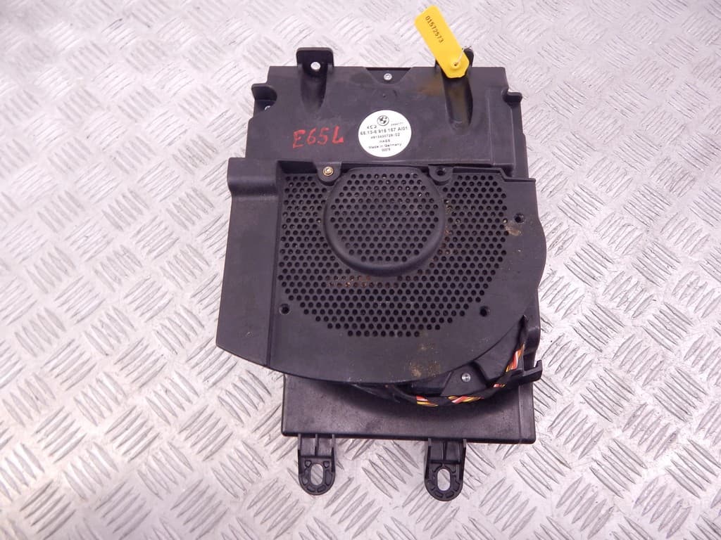 Сабвуфер к BMW 7 E65/E66 (01-05)
