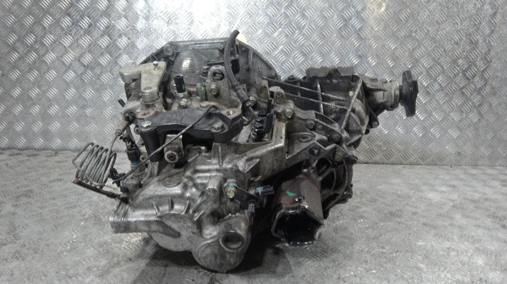 КПП механическая (МКПП) к Nissan  Qashqai 1 (07-10)