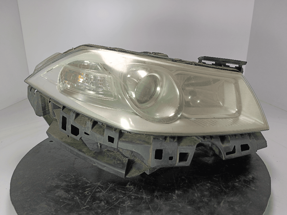 Фара правая к Renault Megane 2 Рестайлинг (06-09)