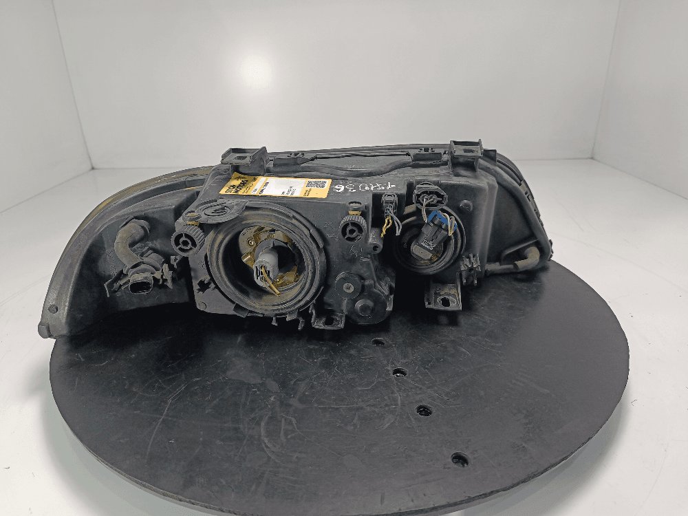 Фара левая к BMW 5 E39 (95-00)