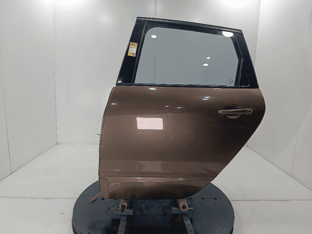 Дверь задняя левая к Renault Scenic 3 (09-12)