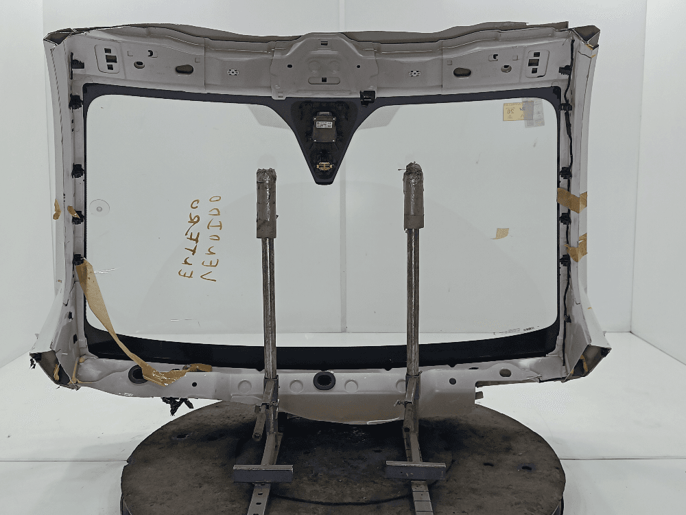 Стекло лобовое к Peugeot 3008 2 (17-20)