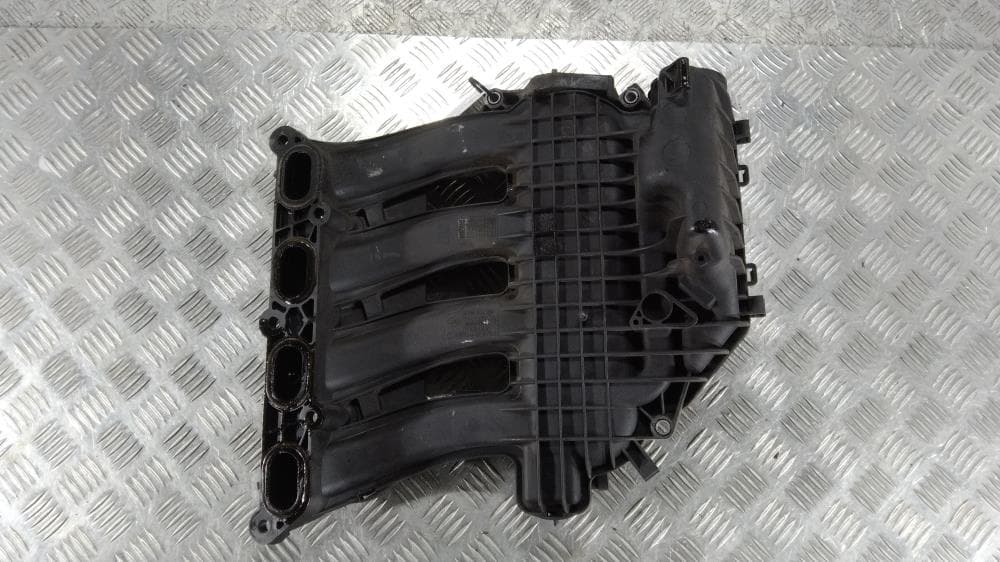 Коллектор впускной к Renault Megane 2 (02-06)