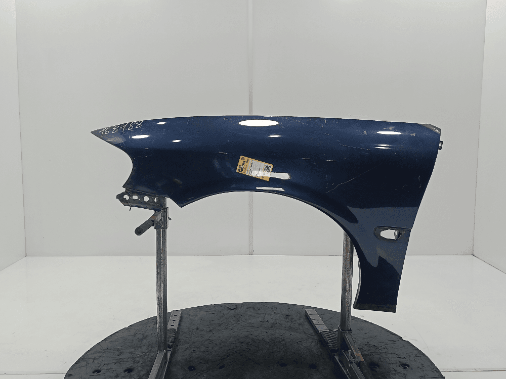 Крыло переднее левое к Opel Vectra B (95-99)