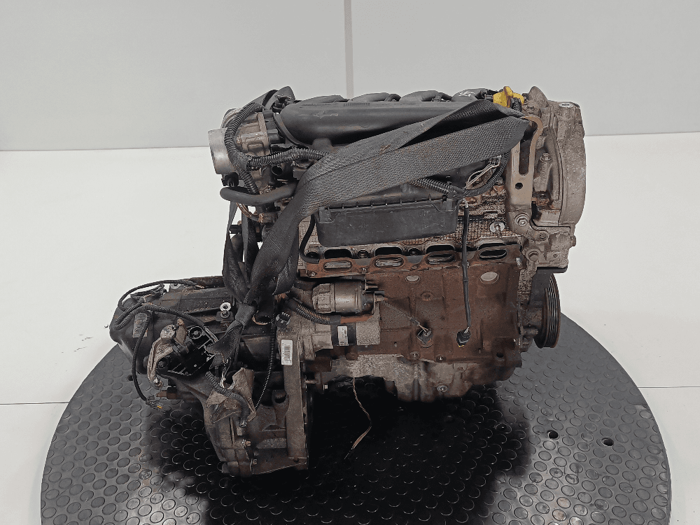 Двигатель к Renault Scenic 2 (03-06)