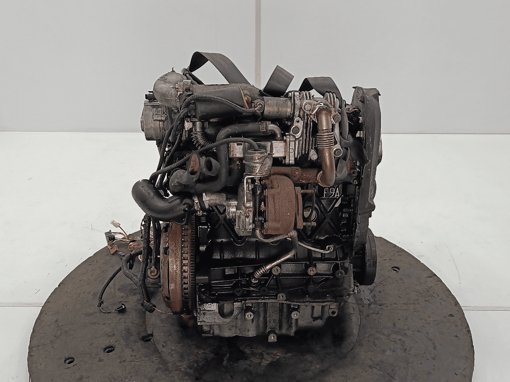 Двигатель к Renault Scenic 2 (03-06)
