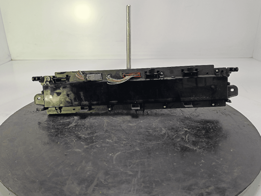 Щиток приборов (приборная панель) к Renault Scenic 2 Рестайлинг (06-09)