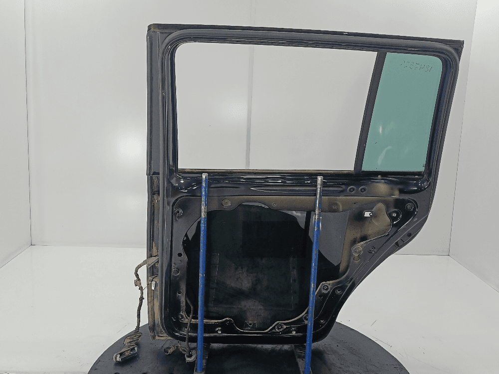 Дверь задняя правая к Volkswagen Touran 1 (03-07)