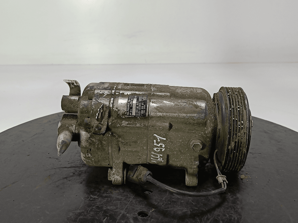 Компрессор кондиционера к Volkswagen Golf 4 (97-06)