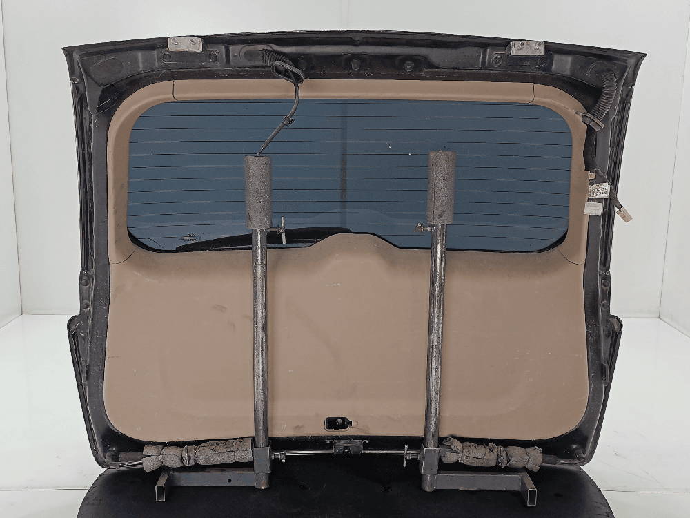 Крышка багажника (дверь 3-5) к Kia Carens 2 (06-10)