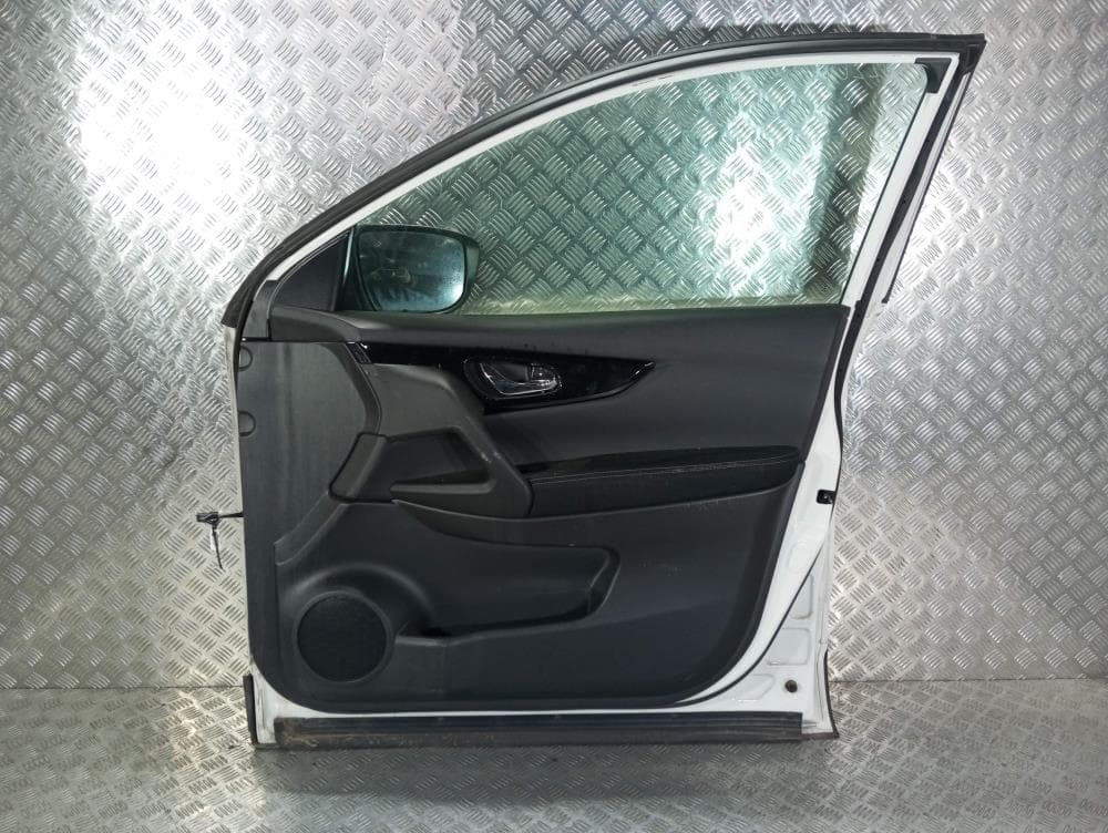 Дверь передняя правая к Nissan  Qashqai 1 Рестайлинг (10-14)