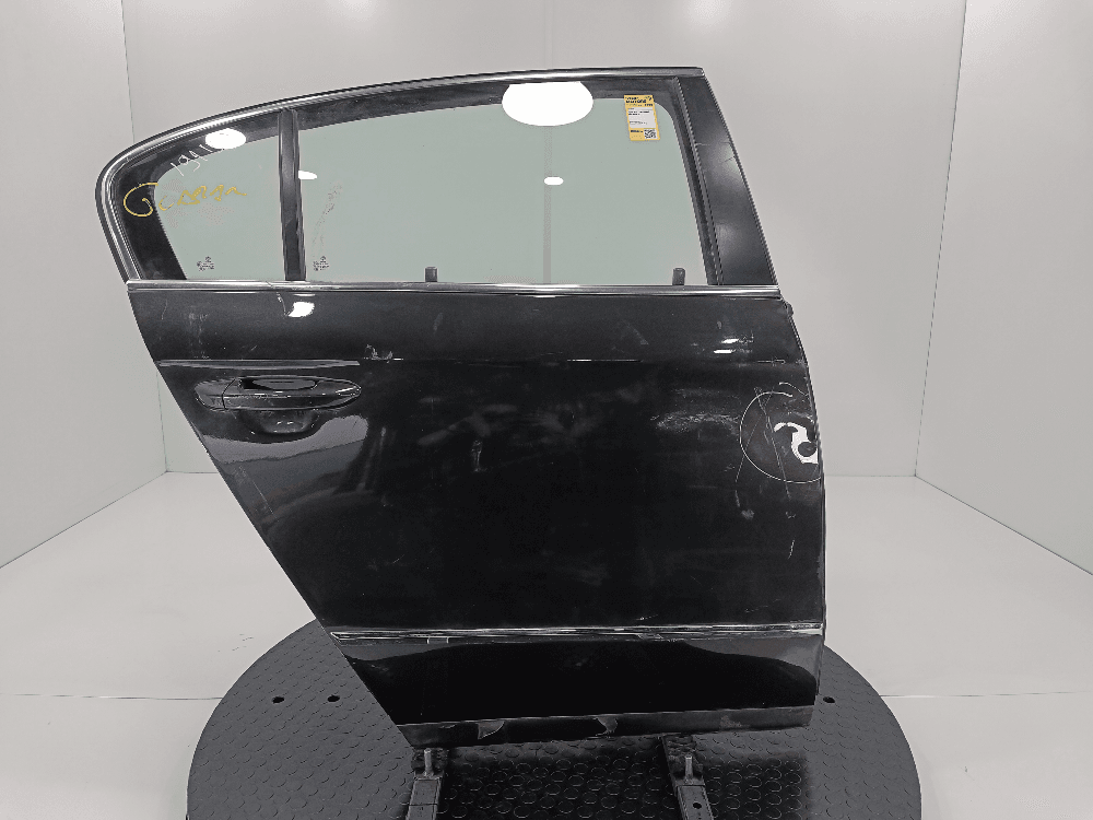 Дверь задняя правая к Volkswagen Passat B6 (05-10)