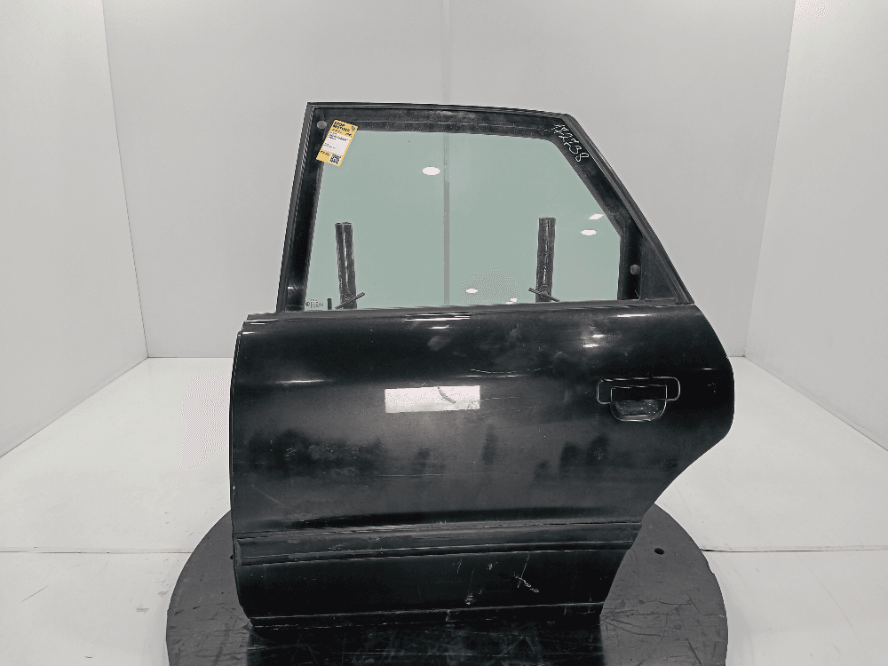 Дверь задняя левая к Audi A6 C4 (94-97)