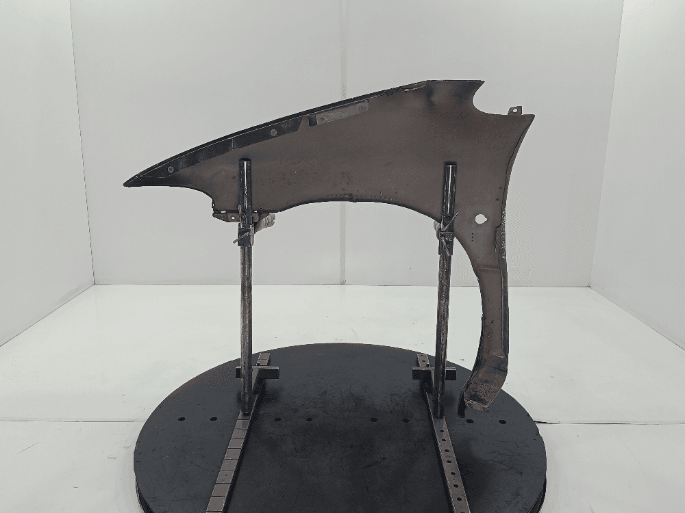 Крыло переднее правое к Chrysler Voyager 3 (95-01)