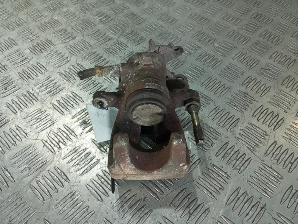 Суппорт задний левый к Alfa Romeo 156 (97-02)