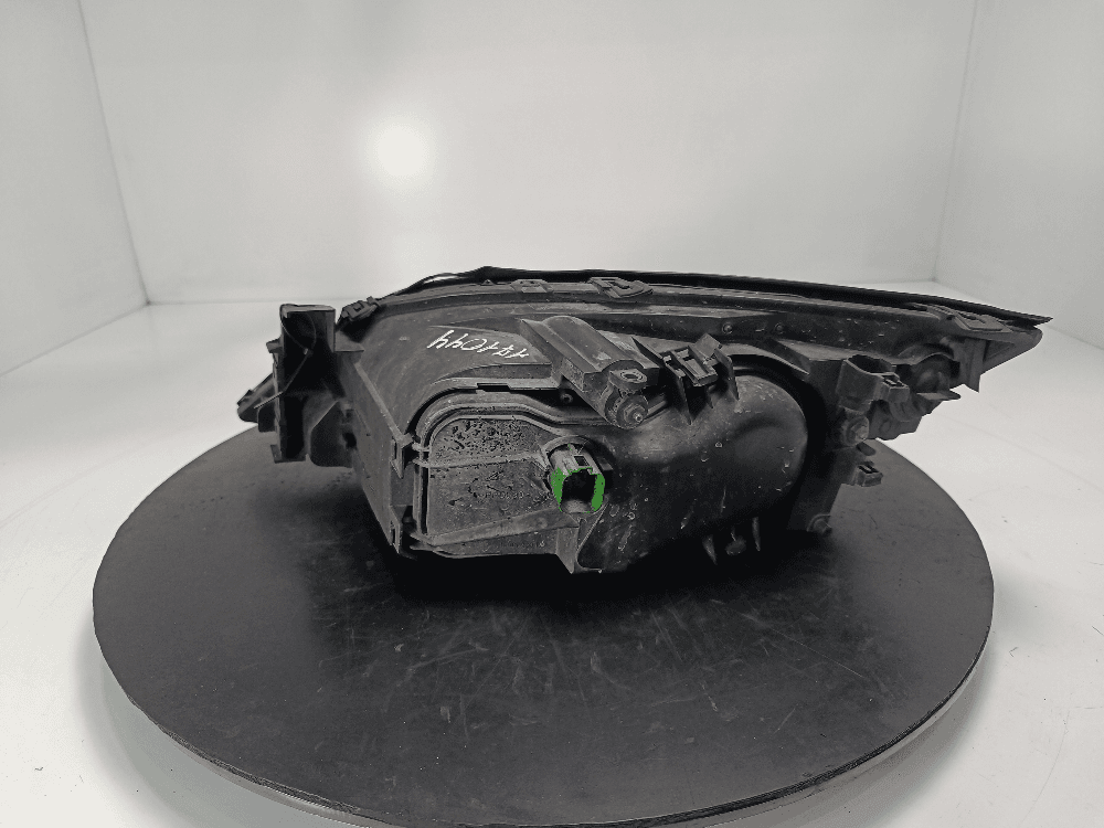 Фара правая к Ford Mondeo 3 (01-03)