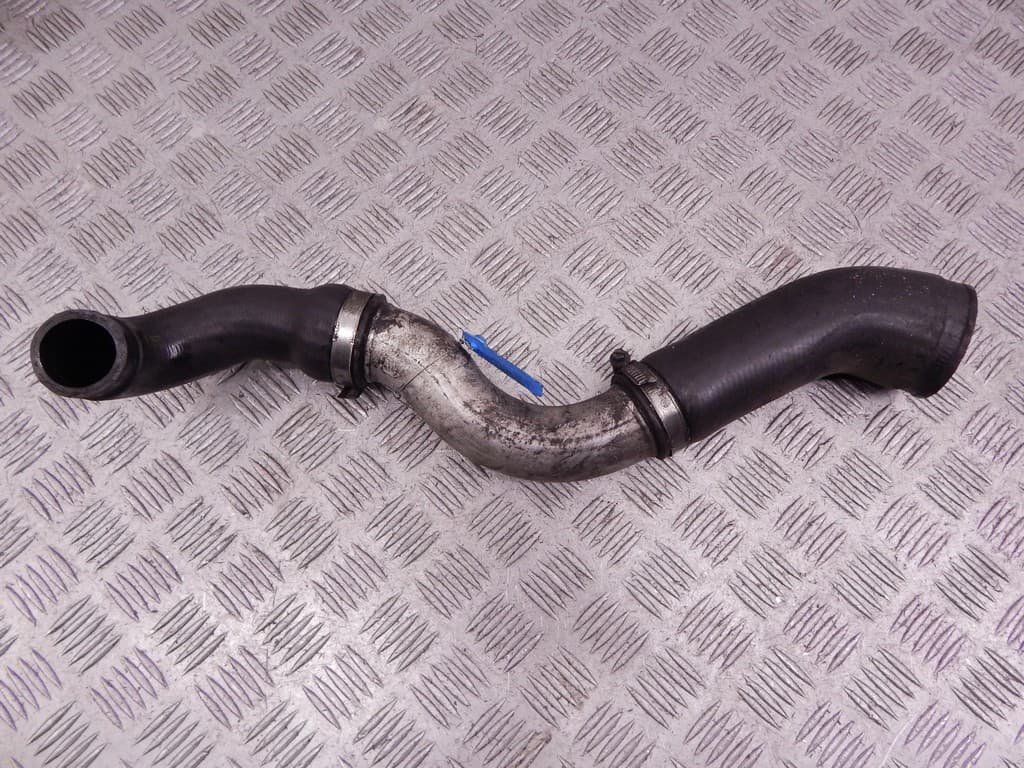 Патрубок интеркулера к BMW 5 E39 (95-00)