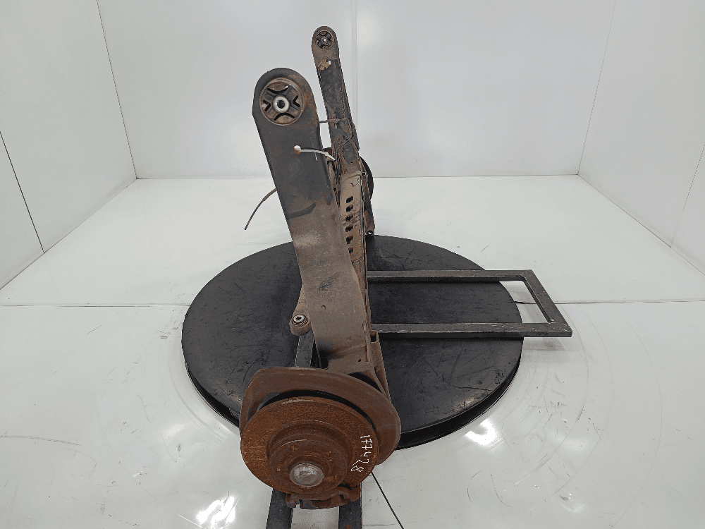 Балка подвески задняя к Renault Trafic 2 (01-06)