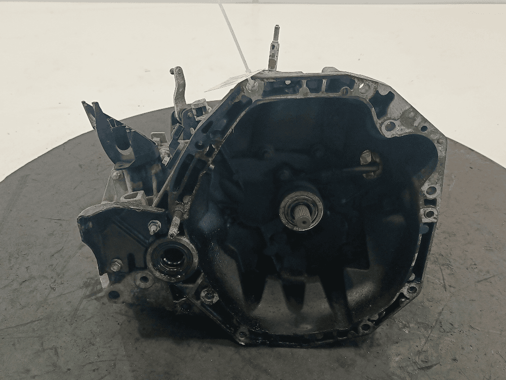 КПП механическая (МКПП) к Renault Clio 3 (05-09)