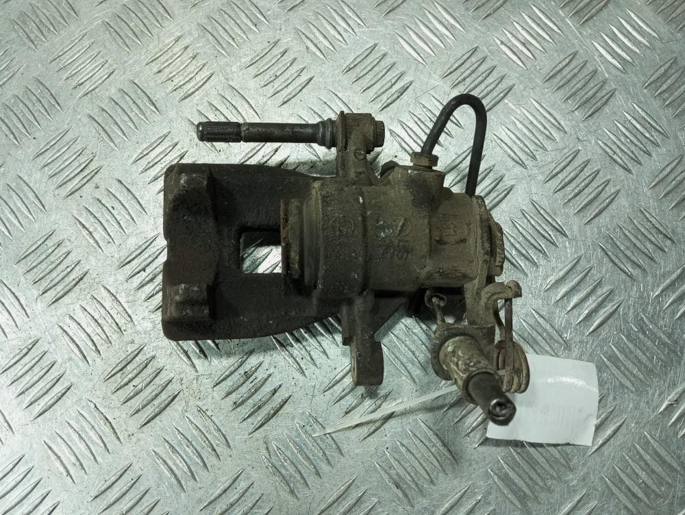 Суппорт задний правый к Citroen C4 1 (04-08)