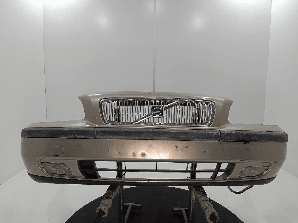 Бампер передний к Volvo V70 2 (00-05)