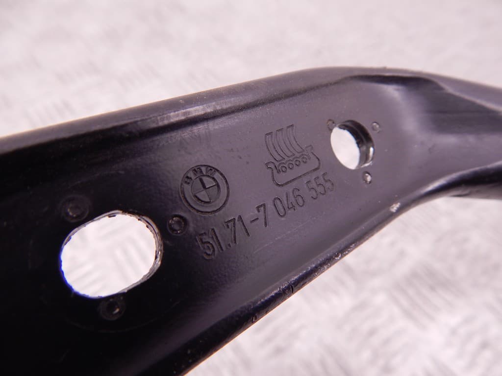 Распорная планка к BMW 5 E60/E61 (02-07)
