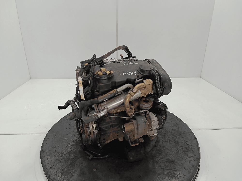 Двигатель к Audi A4 B7 (04-09)