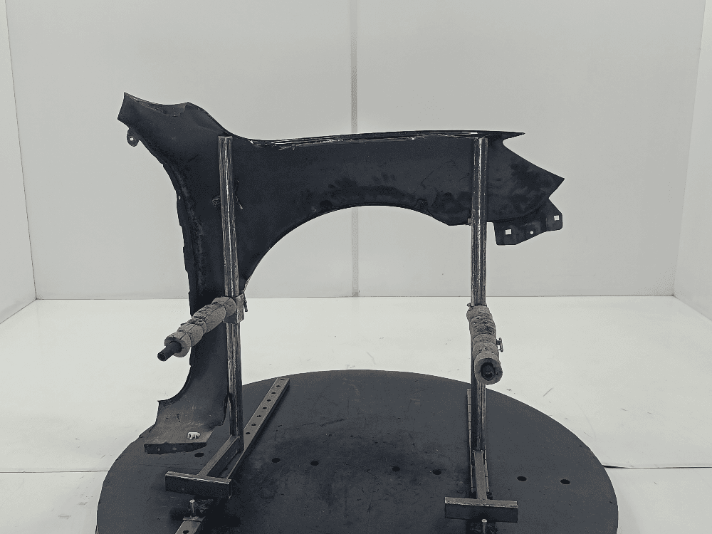 Крыло переднее левое к Mazda 3 BK Рестайлинг (06-09)