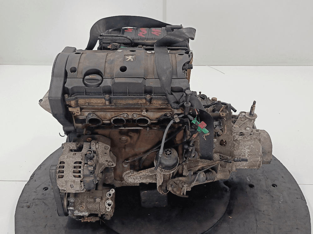 Двигатель к Peugeot 307 (01-05)