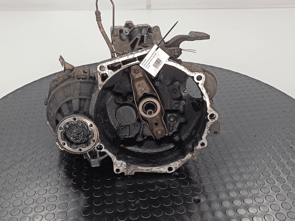 КПП механическая (МКПП) к Volkswagen Golf 5 (03-09)