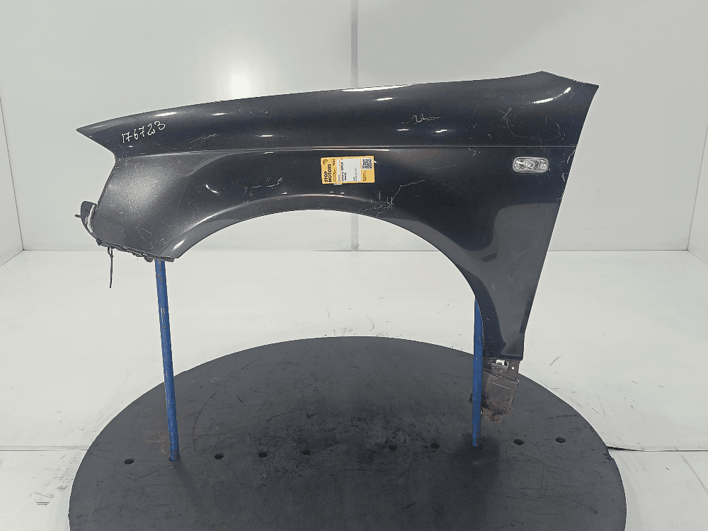 Крыло переднее левое к Audi A3 8P (03-05)