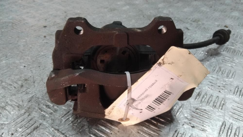 Суппорт передний правый к Fiat Stilo (01-10)