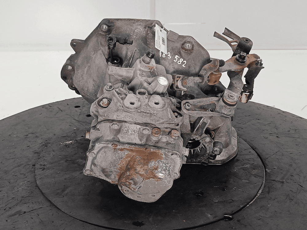 КПП механическая (МКПП) к Opel Corsa C (00-03)