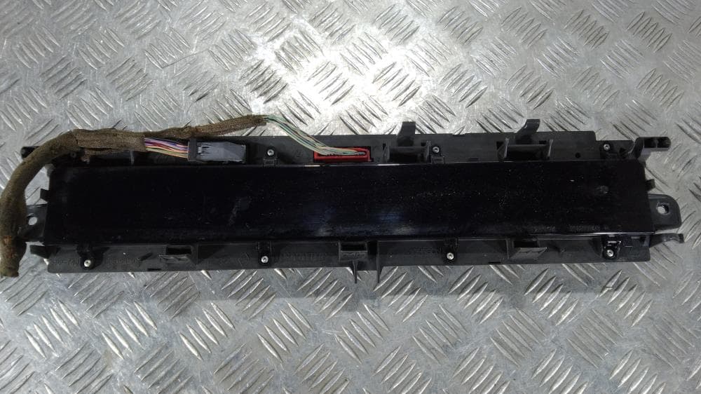 Щиток приборов (приборная панель) к Renault Scenic 2 (03-06)