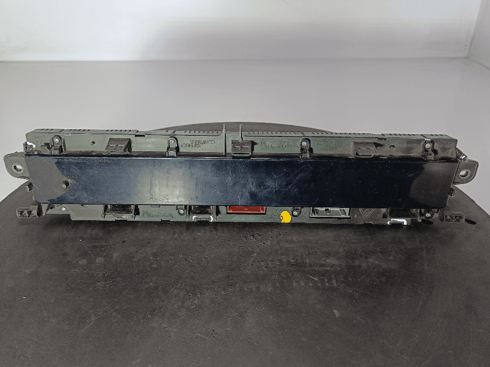 Щиток приборов (приборная панель) к Renault Scenic 2 (03-06)